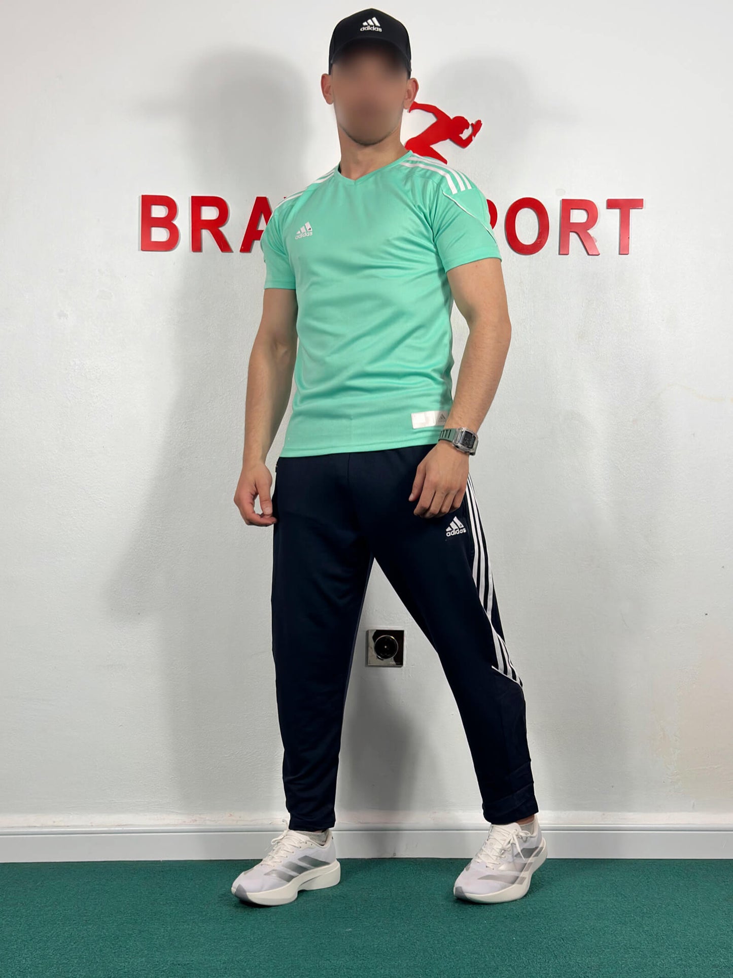 ENSEMBLE DE SPORT ADIIDAS